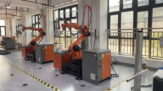6 Axis Robot Arm Automatyczna Maszyna do cięcia laserowego włókna 3D do lusterek ze stali nierdzewnej