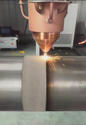 6000W Robotic Laser Cladding Machine dla prętów hydraulicznych, rur naftowych i odbudowy części cylindrycznych