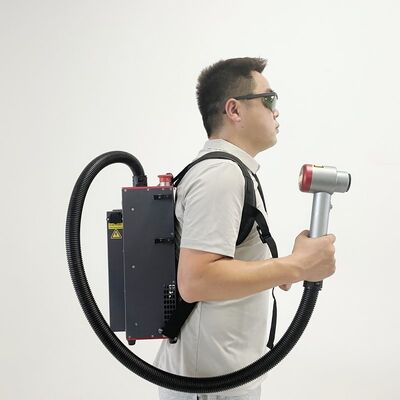 200W Przenoszczalna Maszyna do Czyszczenia Laserowego Plecakowego Pulsacyjny Sprzęt do Czyszczenia Laserowego do Obróbki Powierzchni Metalowych
